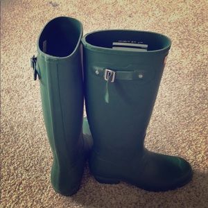 Hunter Green Rain boots size 9